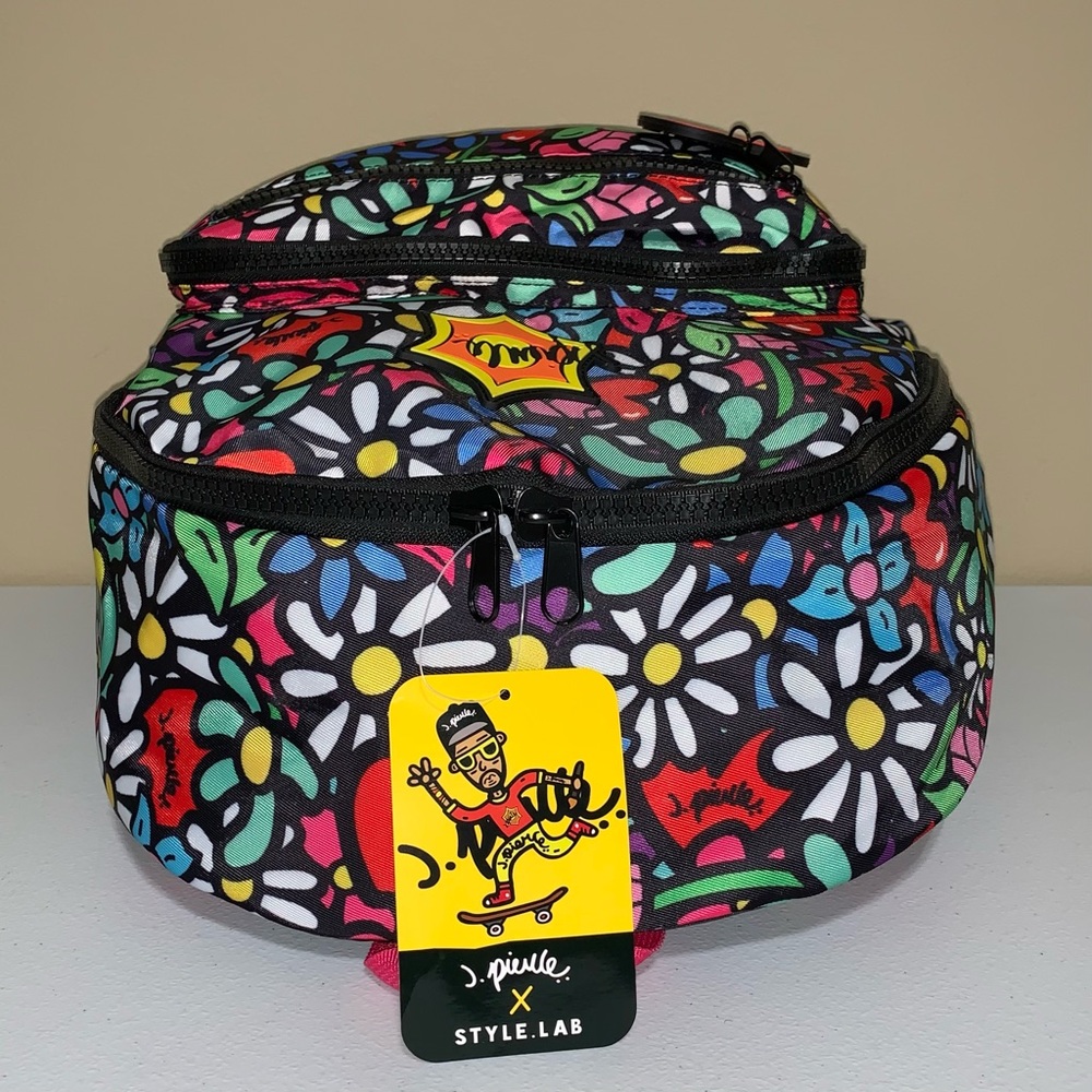 J. Pierce x Style.Lab by Fashion Angels Hearts and Daisies Backpack-New - Picture 5 of 16